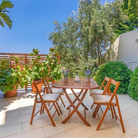Apartamento Couple'S Getaway , Modern Amenities & Sophisticated Style Rhodes City Exterior foto